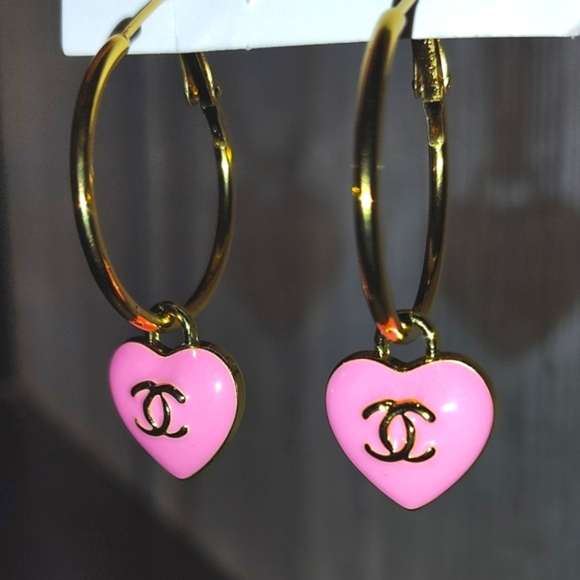 Chanel Pink Zipper Pull Hearts/14k Gold Plated Hoops - Picture 4 of 4